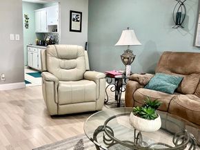 2100 SW Lake Circle Drive 109, Boynton Beach FL 33426