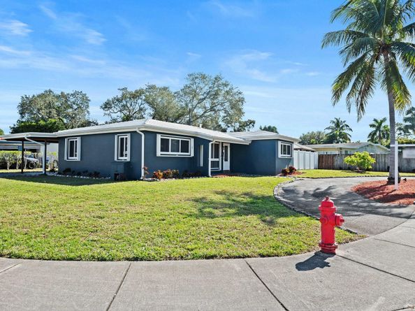 1900 SW 33rd Ave, Fort Lauderdale FL 33312