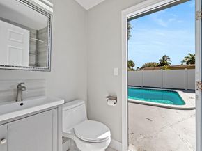 1900 SW 33rd Ave, Fort Lauderdale FL 33312
