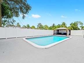 1900 SW 33rd Ave, Fort Lauderdale FL 33312