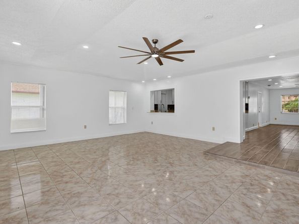 600 S Mangonia Circle, West Palm Beach FL 33401