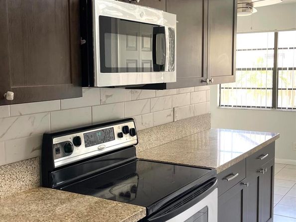 99 Lariat Cir 9997, Boca Raton FL 33487