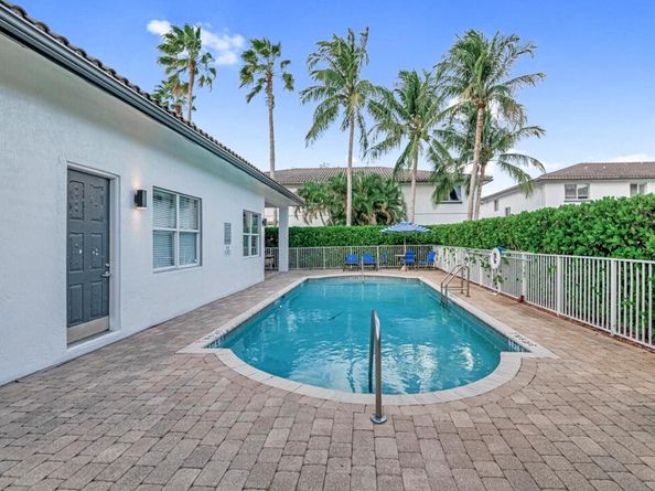 2704 Treasure Cove Circle, Dania Beach FL 33312