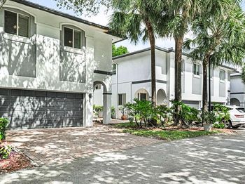 2704 Treasure Cove Circle