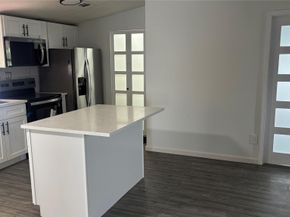 8681 SW 19th St, Davie FL 33324