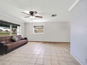 8421 NW 59th Pl, Tamarac FL 33321