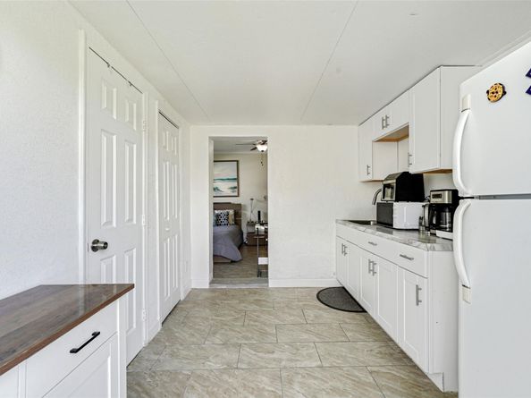 8421 NW 59th Pl, Tamarac FL 33321