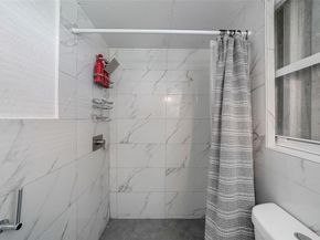8421 NW 59th Pl, Tamarac FL 33321