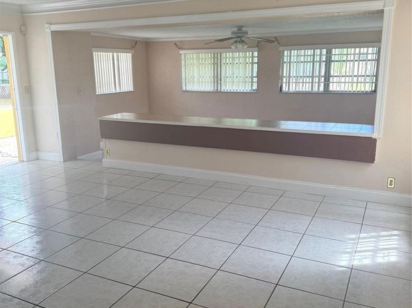 19425 NW 39th Ave, Miami Gardens FL 33055
