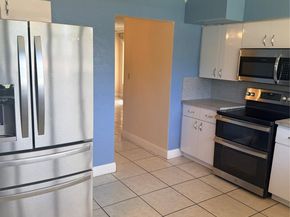 19425 NW 39th Ave, Miami Gardens FL 33055