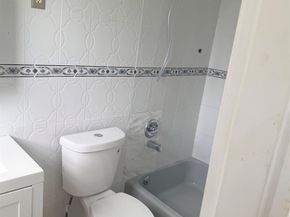 19425 NW 39th Ave, Miami Gardens FL 33055
