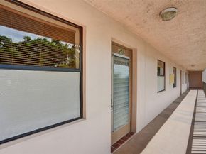 10434 Sunrise Lakes Blvd 202, Sunrise FL 33322