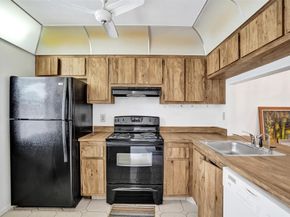 10434 Sunrise Lakes Blvd 202, Sunrise FL 33322