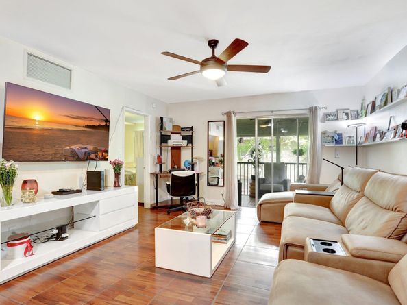 257 S Cypress Road 449, Pompano Beach FL 33060