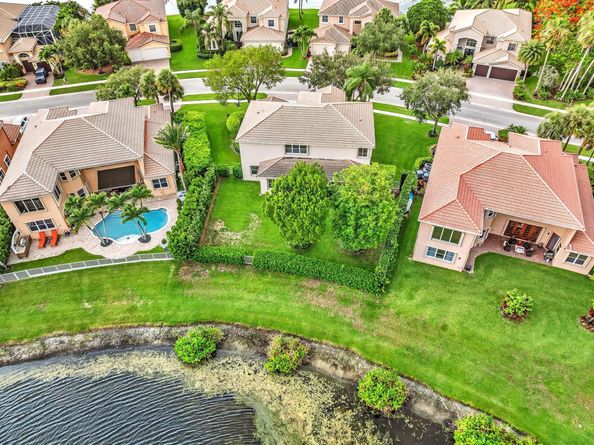 9826 Via Amati, Lake Worth FL 33467