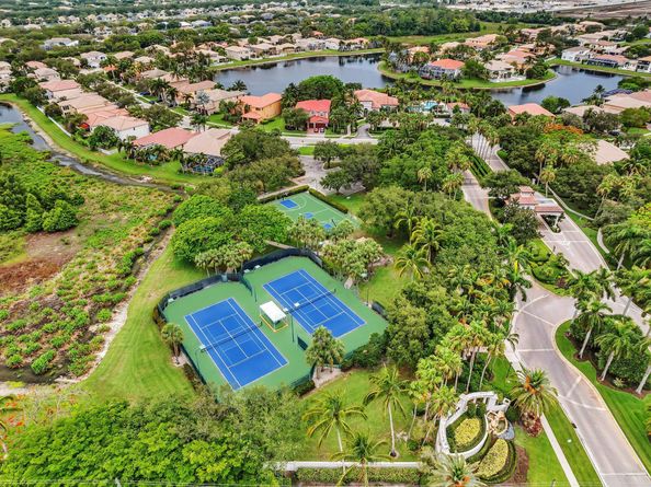 9826 Via Amati, Lake Worth FL 33467