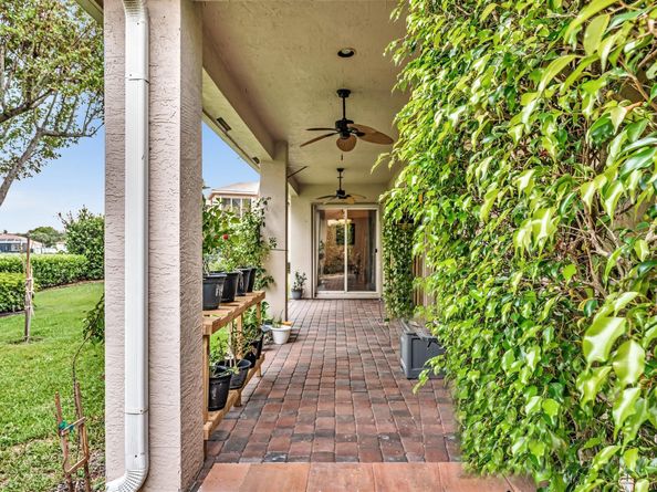 9826 Via Amati, Lake Worth FL 33467