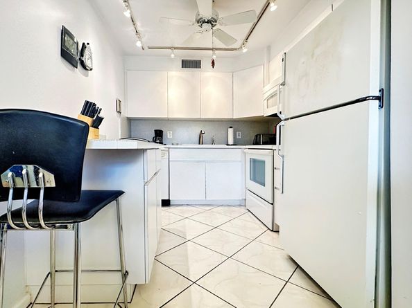 519 Tilford X 519, Deerfield Beach FL 33442
