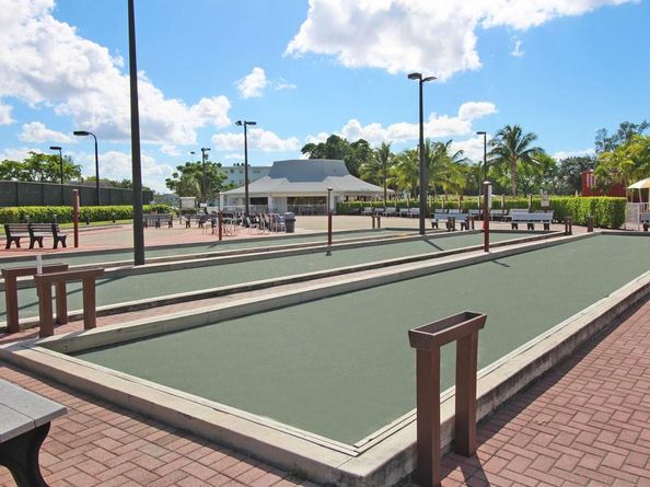 519 Tilford X 519, Deerfield Beach FL 33442