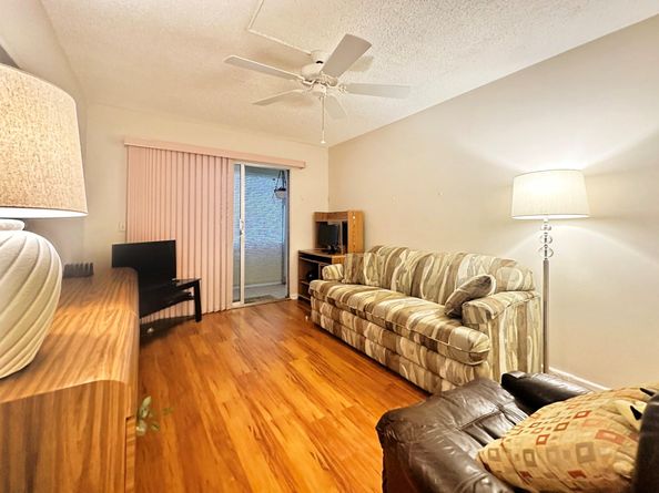 519 Tilford X 519, Deerfield Beach FL 33442