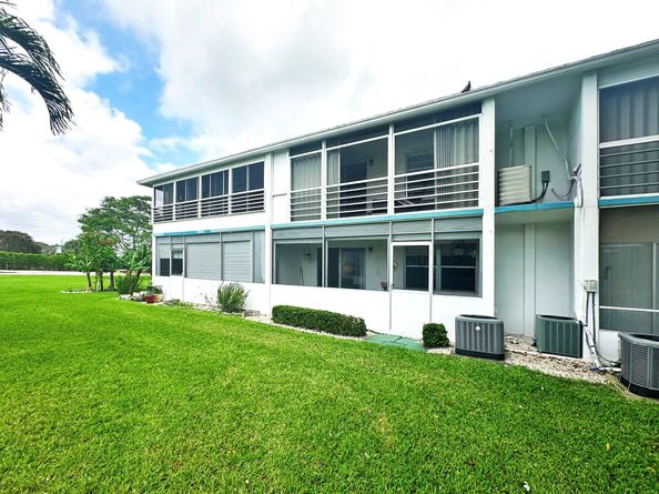 519 Tilford X 519, Deerfield Beach FL 33442