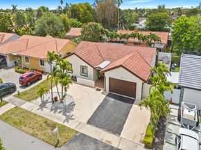 6440 NW 201st Ter, Hialeah FL 33015