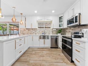 6440 NW 201st Ter, Hialeah FL 33015
