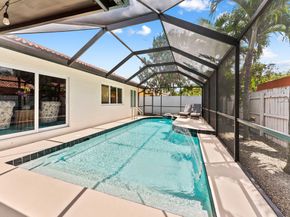 6440 NW 201st Ter, Hialeah FL 33015