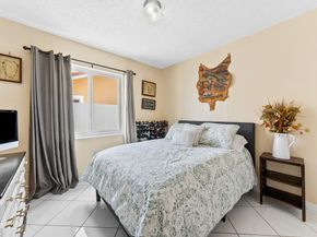 6440 NW 201st Ter, Hialeah FL 33015