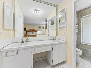 6440 NW 201st Ter, Hialeah FL 33015