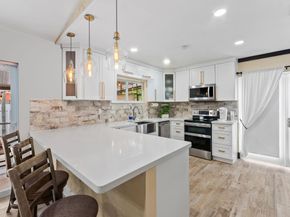 6440 NW 201st Ter, Hialeah FL 33015