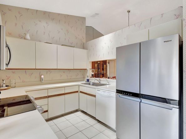 8179 Mooring Circle, Boynton Beach FL 33472
