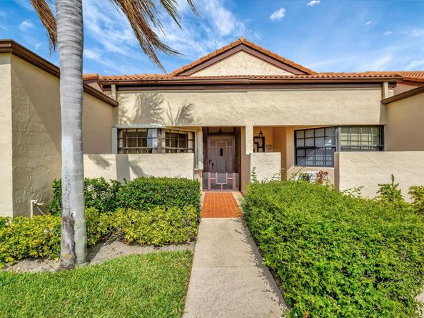8179 Mooring Circle, Boynton Beach FL 33472