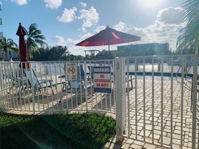 1705 N Riverside Dr 2, Pompano Beach FL 33062