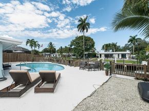 2436 Gulfstream Ln, Fort Lauderdale FL 33312