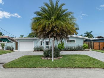 2436 Gulfstream Ln