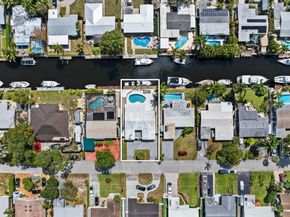 2436 Gulfstream Ln, Fort Lauderdale FL 33312