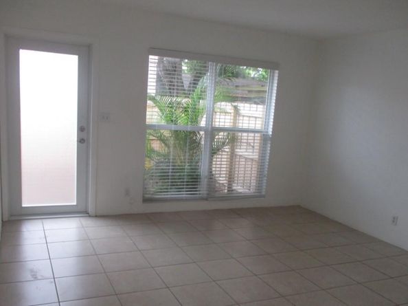 1413 NE 5th Ter, Fort Lauderdale FL 33304