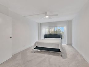 3590 Via Poinciana 205, Lake Worth FL 33467