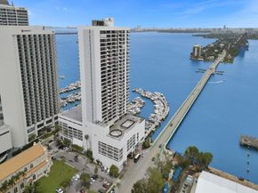 555 NE 15th St T4(704), Miami FL 33132