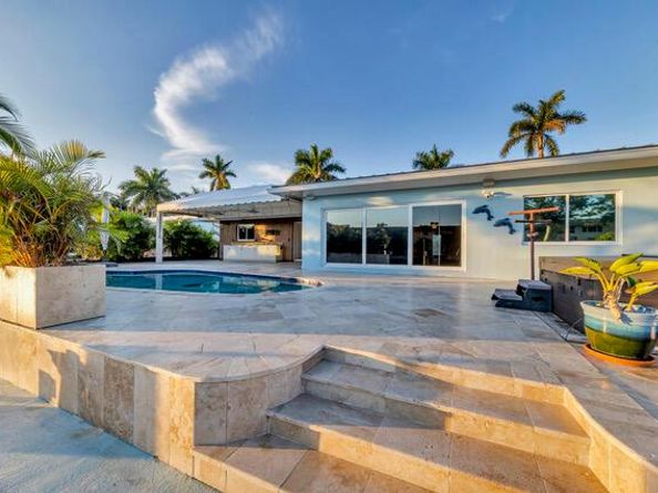 2642 NE 3rd Street, Pompano Beach FL 33062