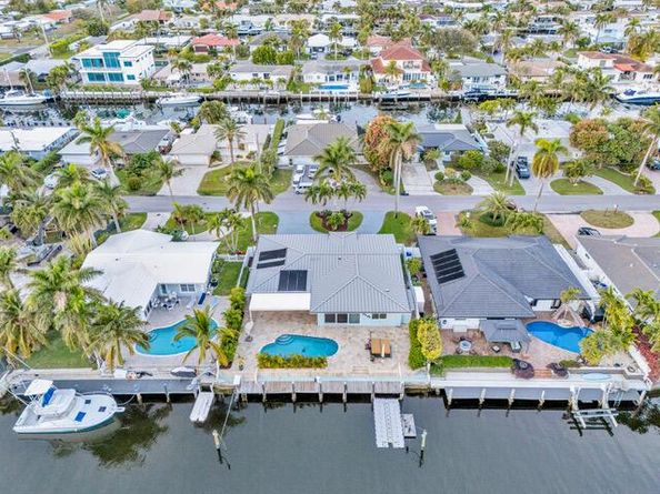 2642 NE 3rd Street, Pompano Beach FL 33062