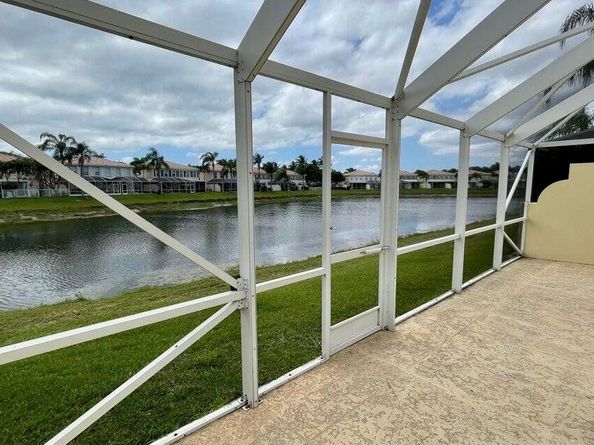2039 Tarpon Lake Way, West Palm Beach FL 33411