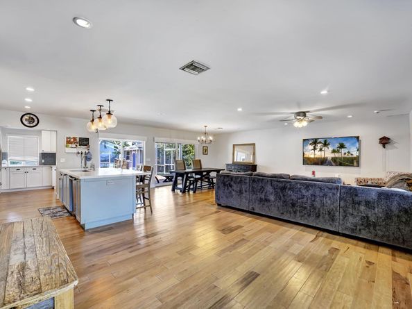1260 SW 17th Street, Boca Raton FL 33486
