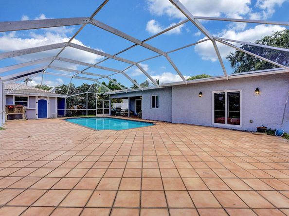 1260 SW 17th Street, Boca Raton FL 33486
