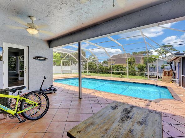 1260 SW 17th Street, Boca Raton FL 33486