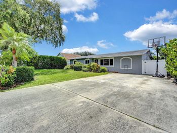 1260 SW 17th Street