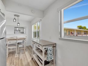 229 Chatham K, West Palm Beach FL 33417