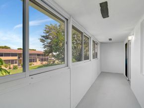 229 Chatham K, West Palm Beach FL 33417