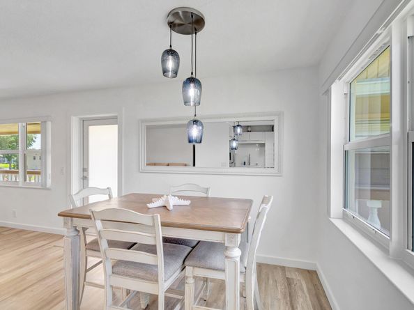 229 Chatham K, West Palm Beach FL 33417